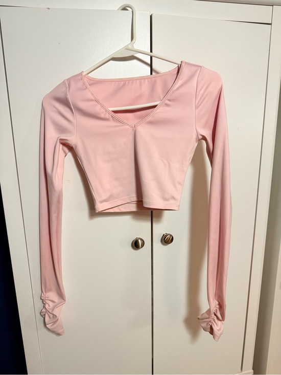 Fila Tops - Fila Pale Pink Long Sleeve V-Neck Crop Top